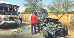 5 killed, over 15 injured in SUV-mini bus collision